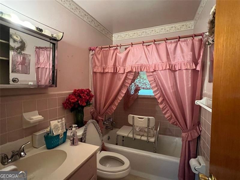 8118 COLLIER Street Covington - 8