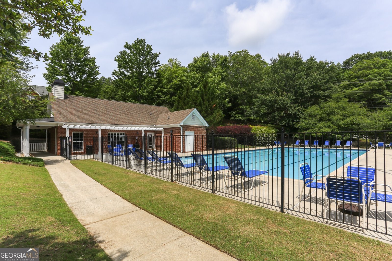 1221 Fountain Head Court Lawrenceville - 40