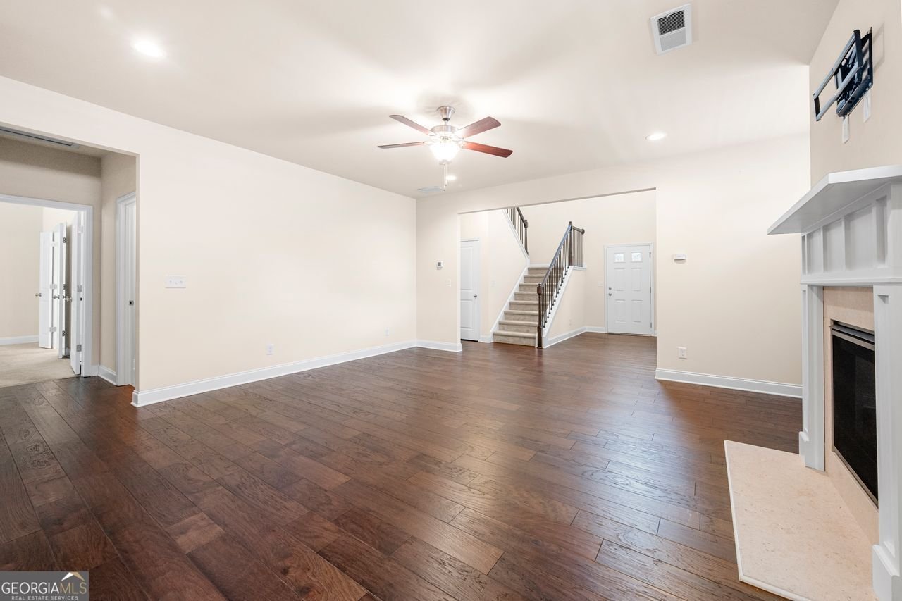 2431 KINGSTON HEATH Way Marietta - 75