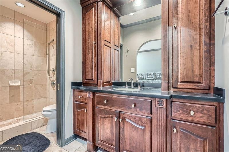 2499 Peachtree Road Atlanta - 24