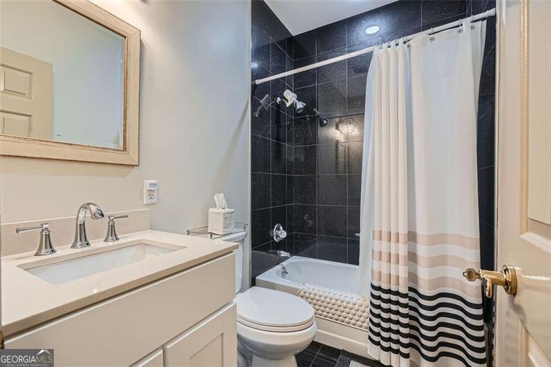 2499 Peachtree Road Atlanta - 26