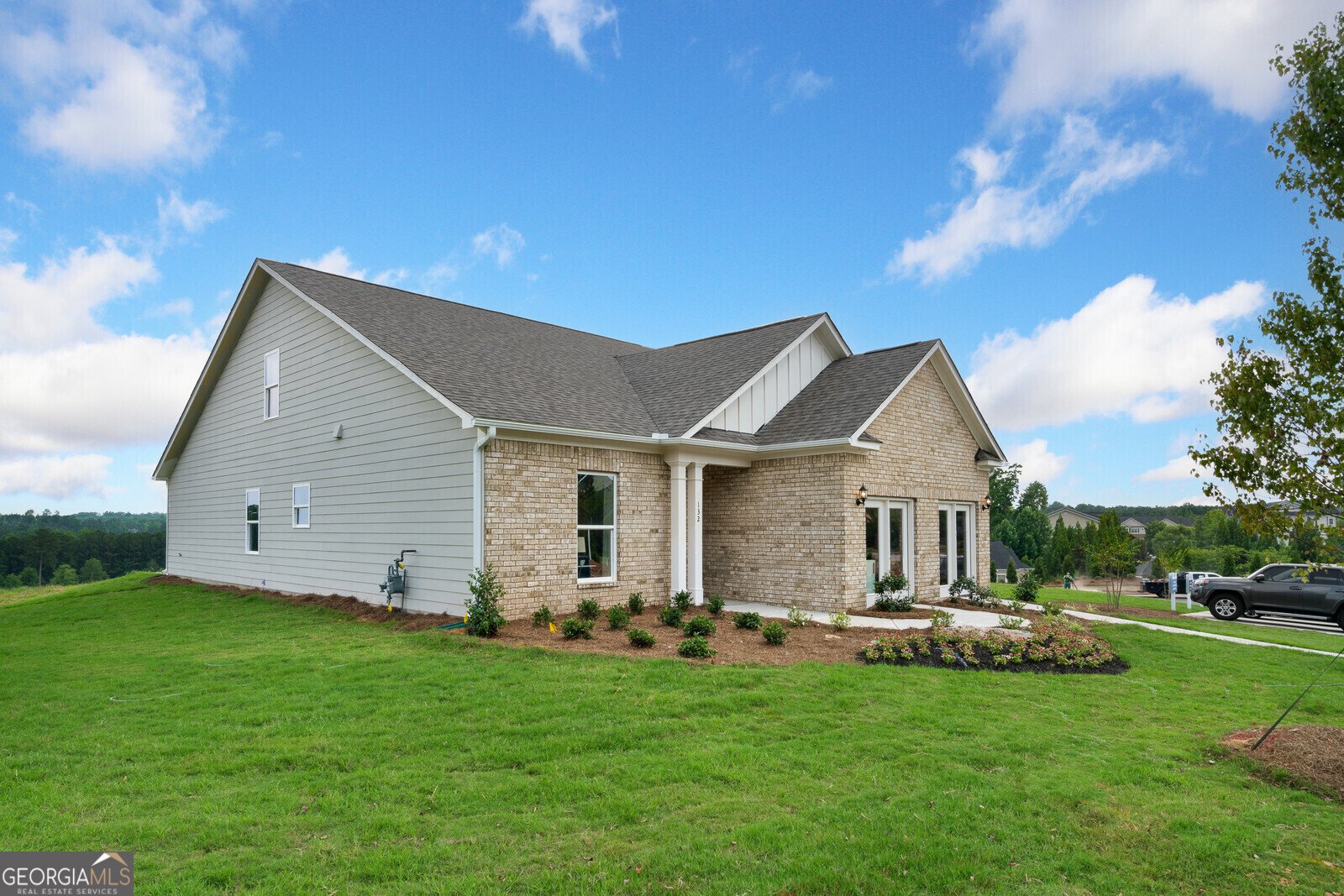 401 Village Lane Fairburn - 2