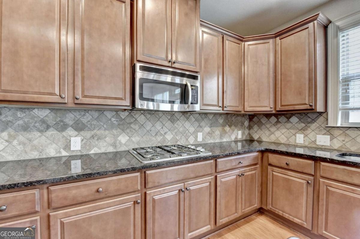 1370 Sunnys Halo Drive Suwanee - 21