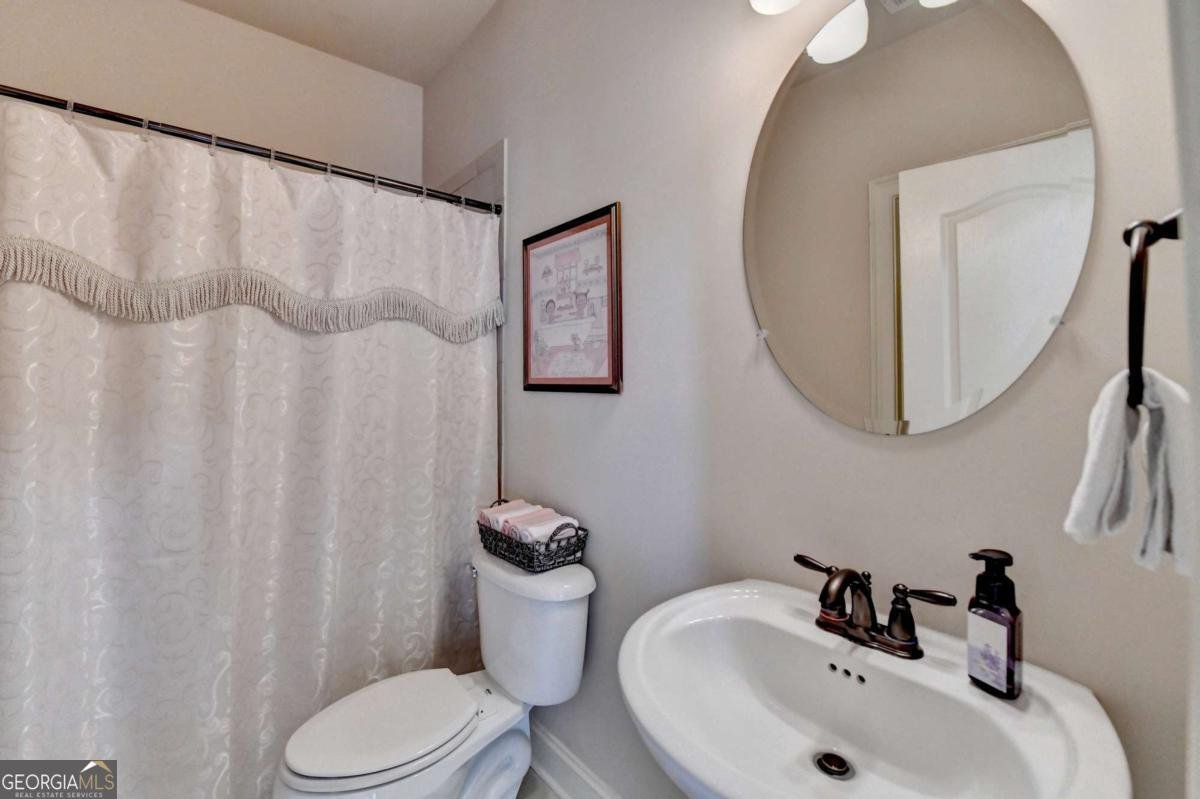 1370 Sunnys Halo Drive Suwanee - 26