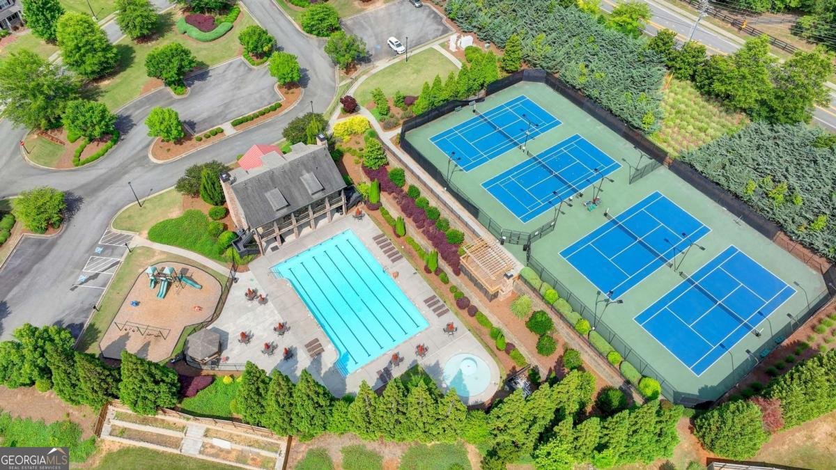 1370 Sunnys Halo Drive Suwanee - 3