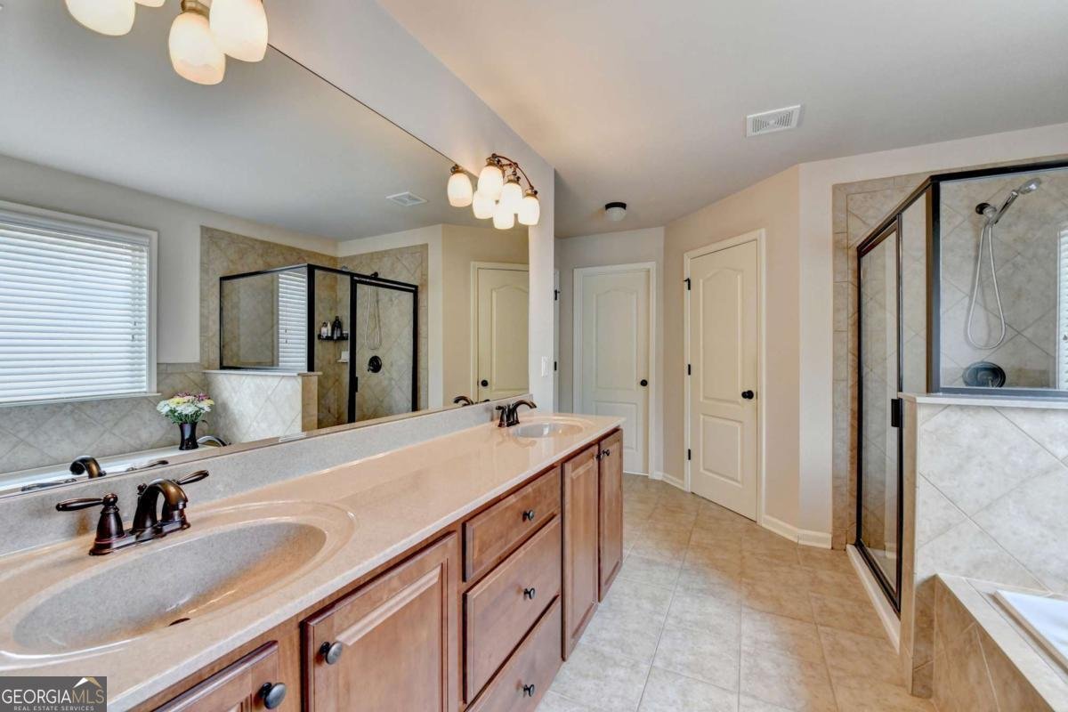 1370 Sunnys Halo Drive Suwanee - 35