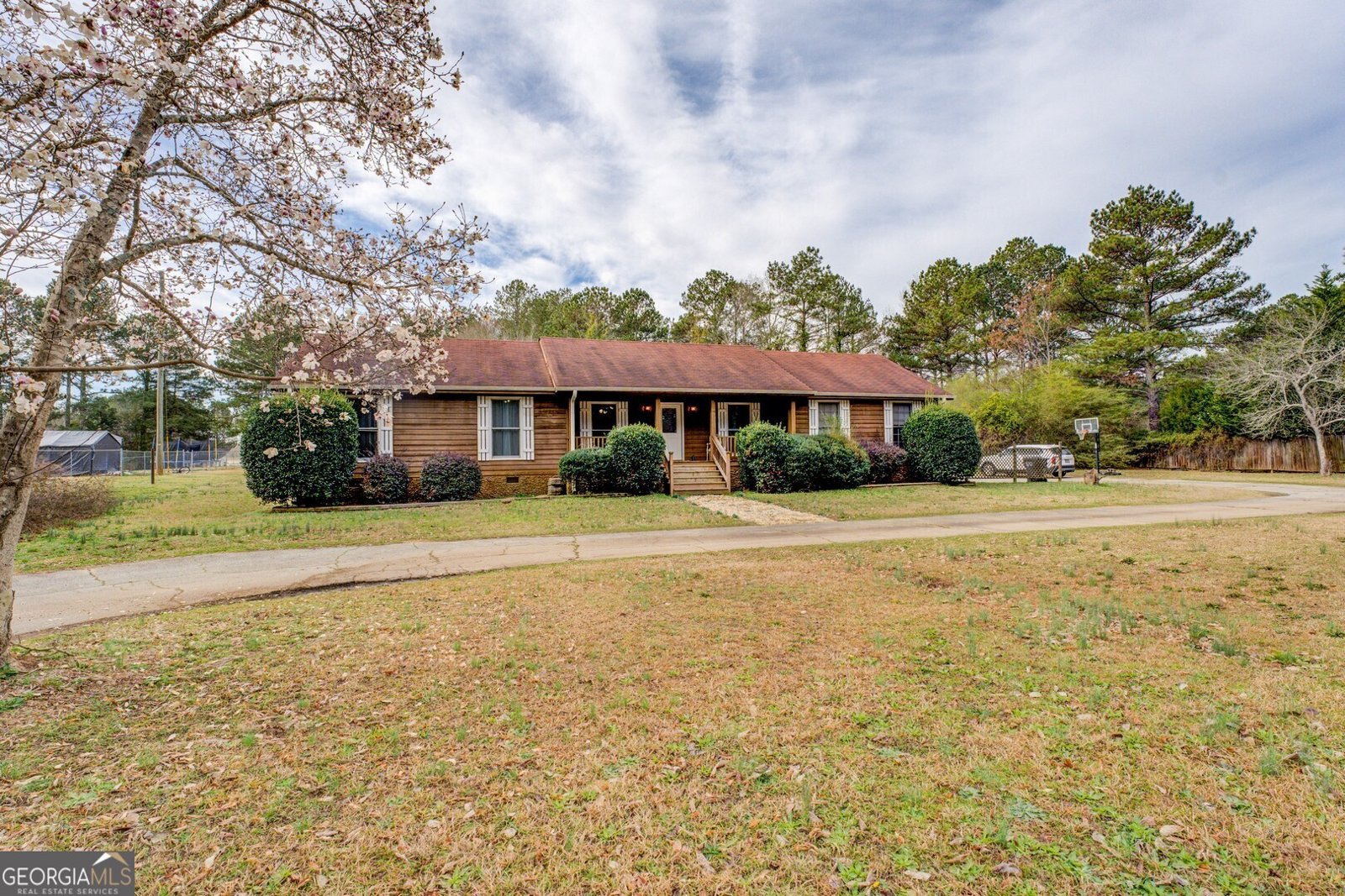 5687 Highway 212 Covington - 2