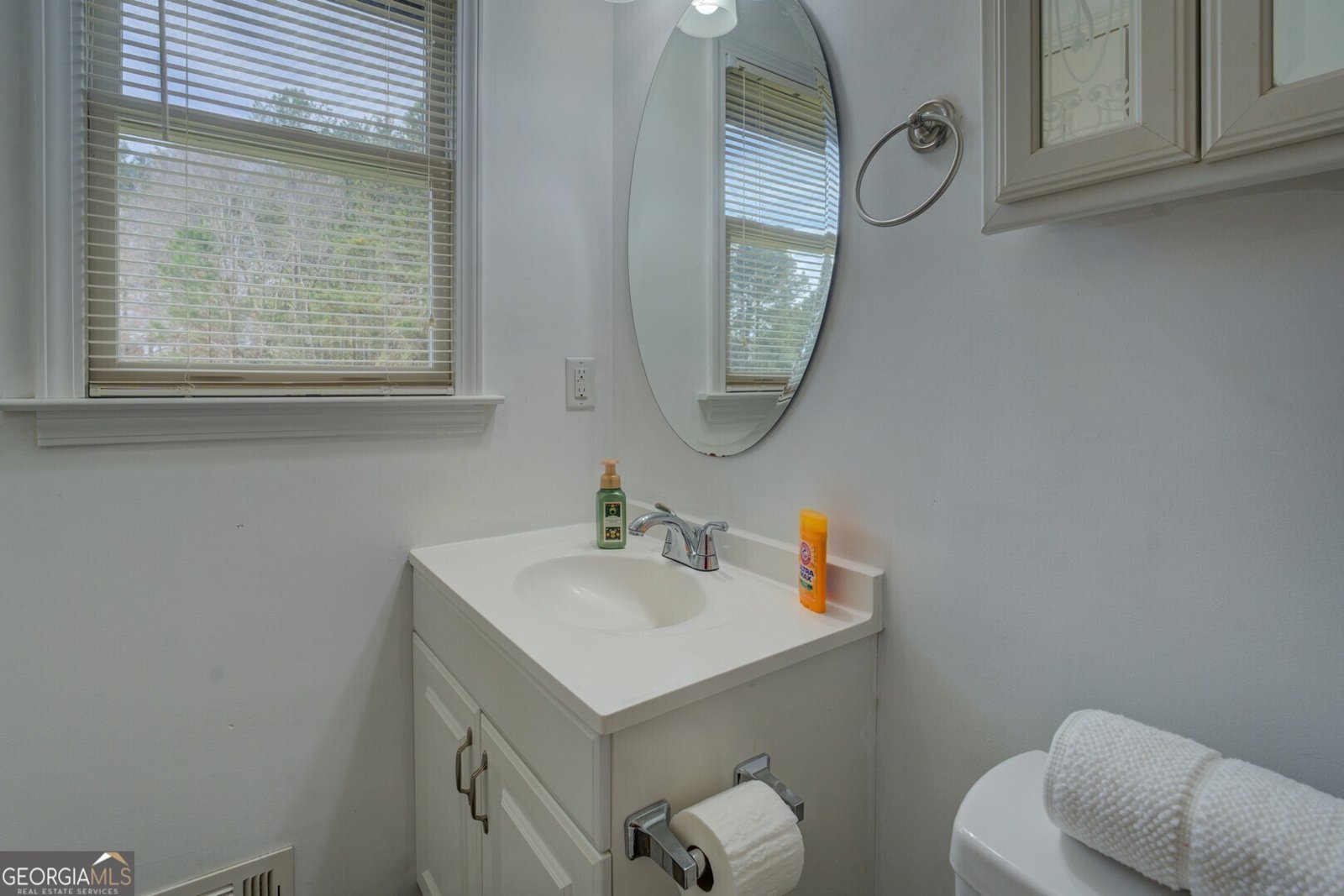 5687 Highway 212 Covington - 27