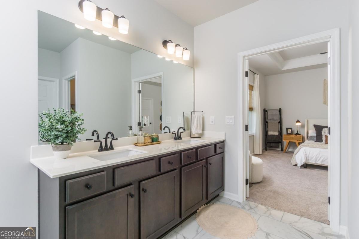 5351 Fox Den Road Oakwood - 30