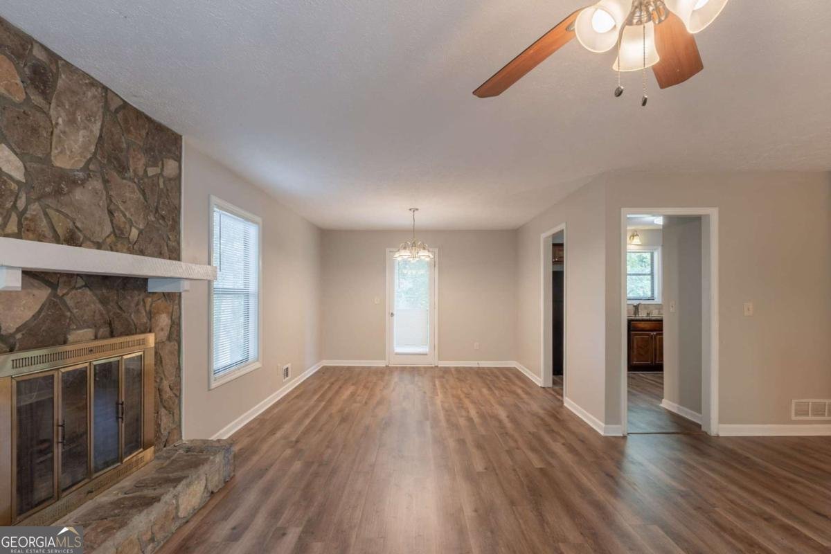 6015 Sumit Court Kennesaw - 5