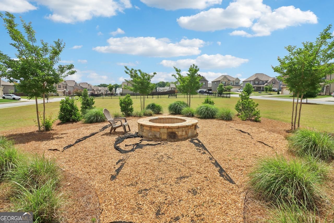 66 COTTONTAIL Lane Loganville - 86