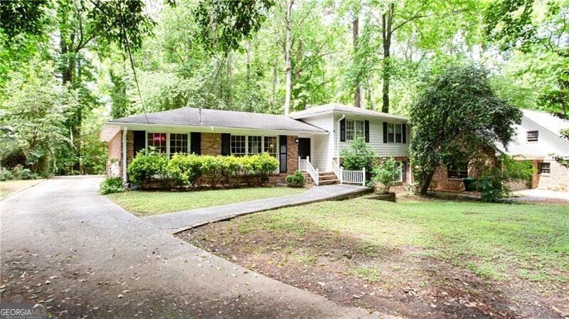 2620 Clairmont Road Atlanta - 18