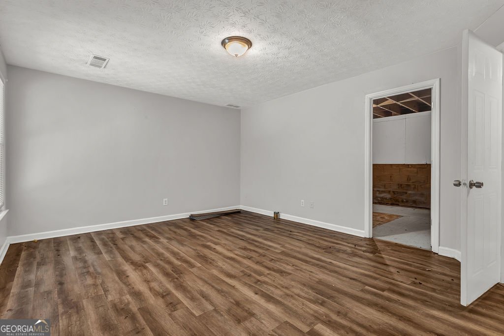 3189 Glen Hollow Drive Rex - 34