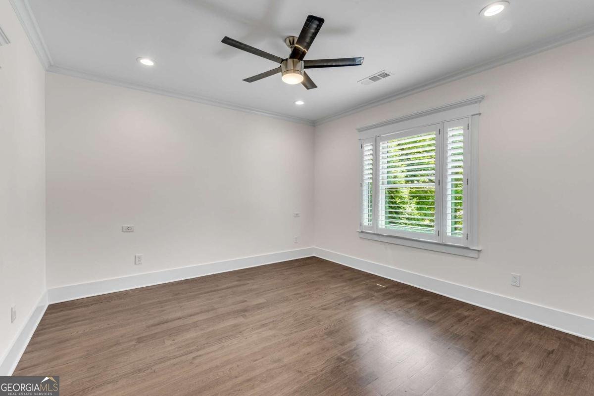 212 Fernwood Place Woodstock - 64