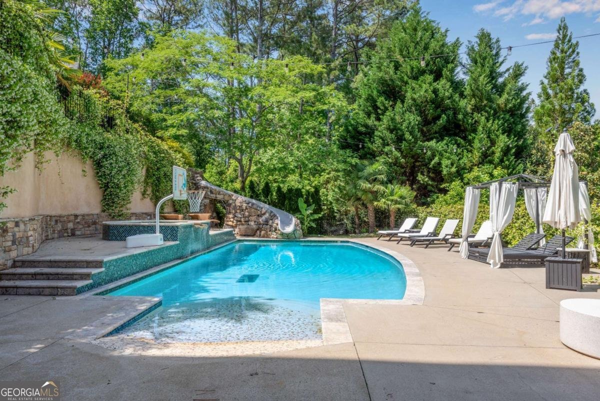 212 Fernwood Place Woodstock - 99
