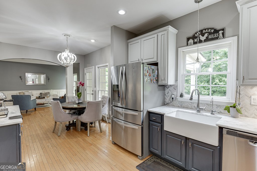 1045 Legacy Walk Woodstock - 17