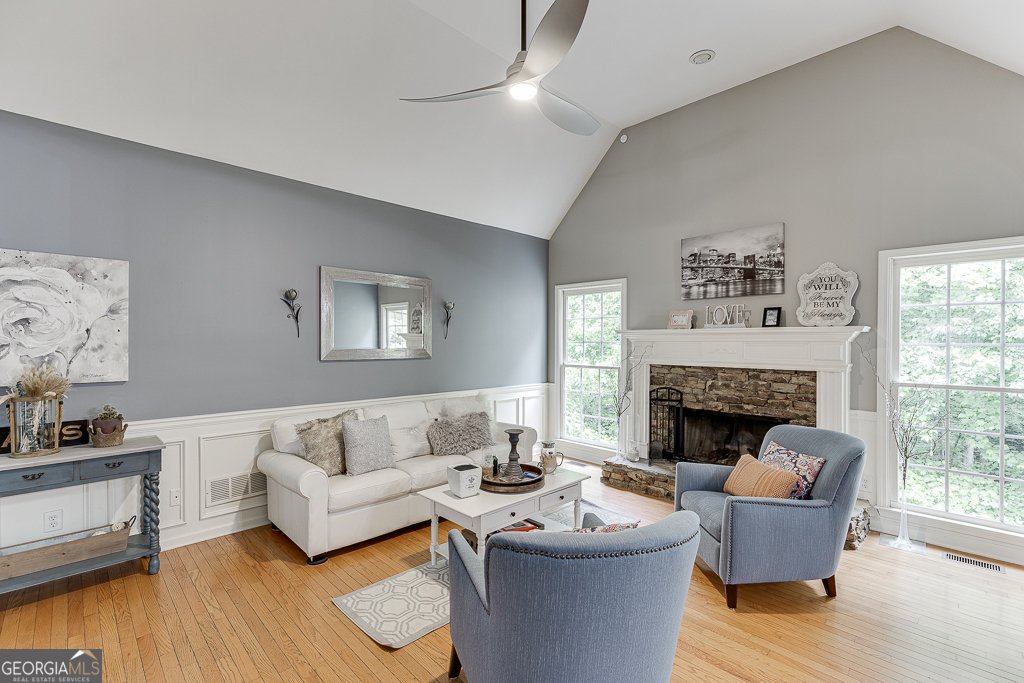 1045 Legacy Walk Woodstock - 7
