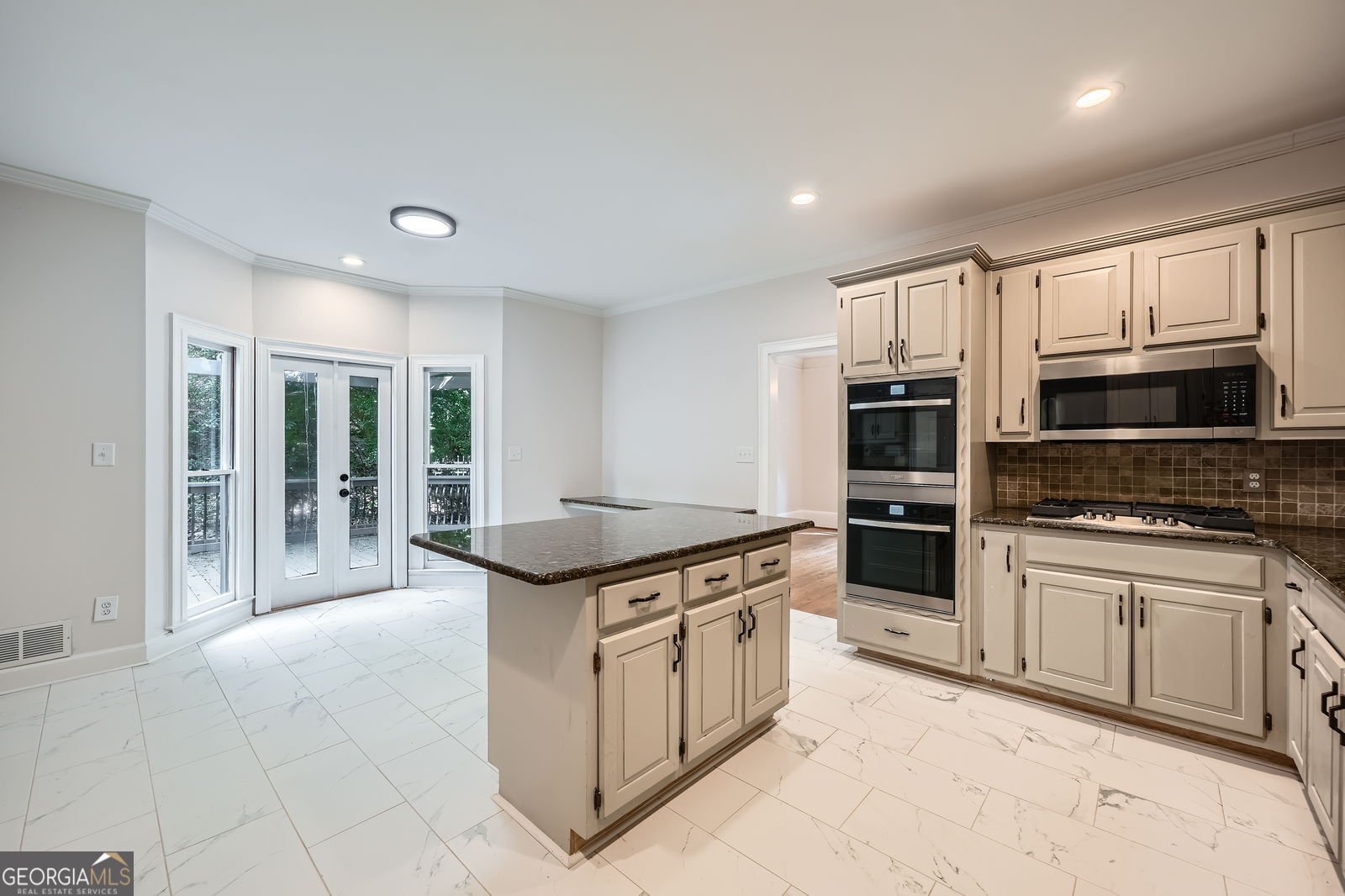 140 Grosvenor Place Sandy Springs - 15