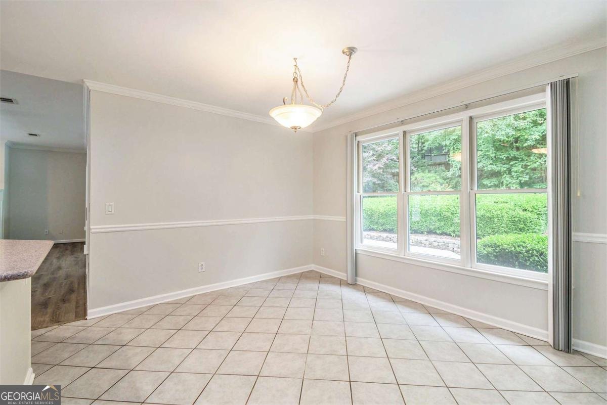 703 Kirkwood Circle Woodstock - 11