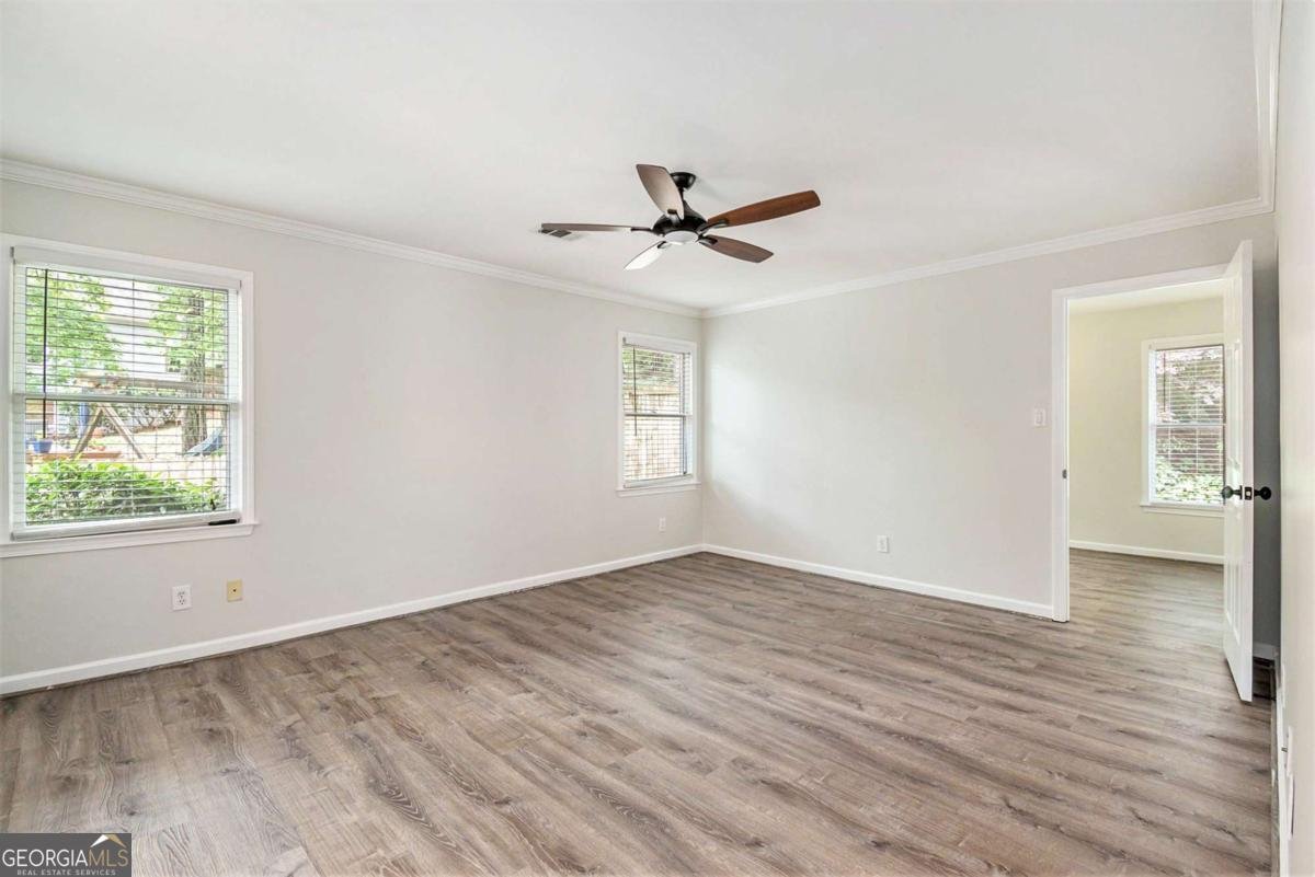 703 Kirkwood Circle Woodstock - 17