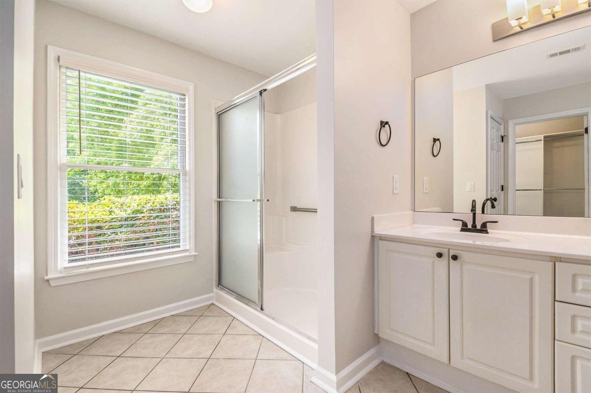 703 Kirkwood Circle Woodstock - 22