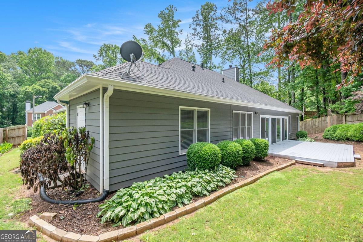 703 Kirkwood Circle Woodstock - 31