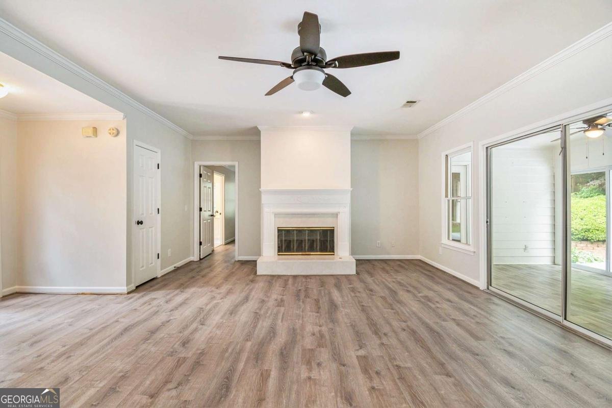 703 Kirkwood Circle Woodstock - 8