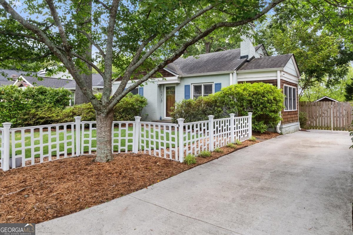 220 Sisson Avenue Atlanta - 2