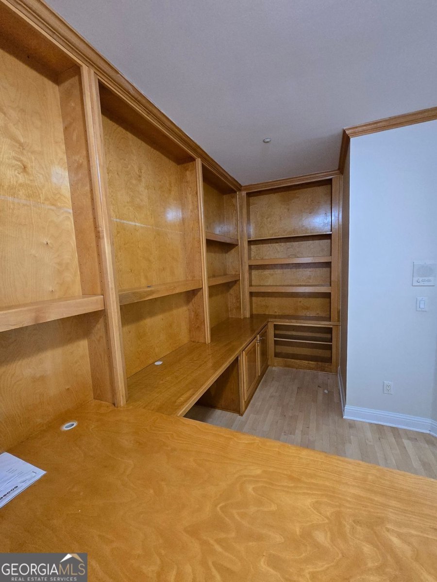 1042 Emory Parc Place Decatur - 37