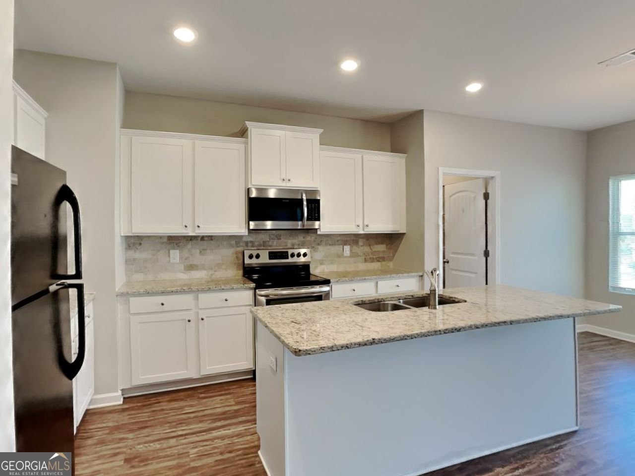 9 HOLSTEINER Lane Dallas - 17