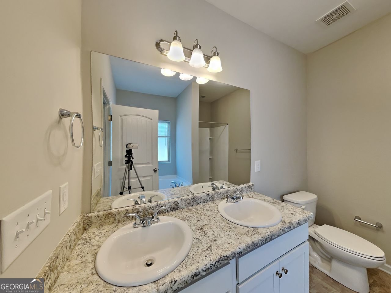 9 HOLSTEINER Lane Dallas - 3