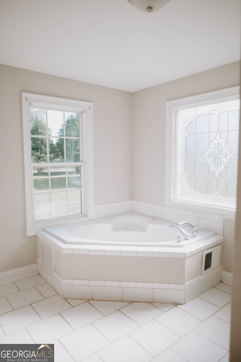 405 Candler Road Williamson - 13