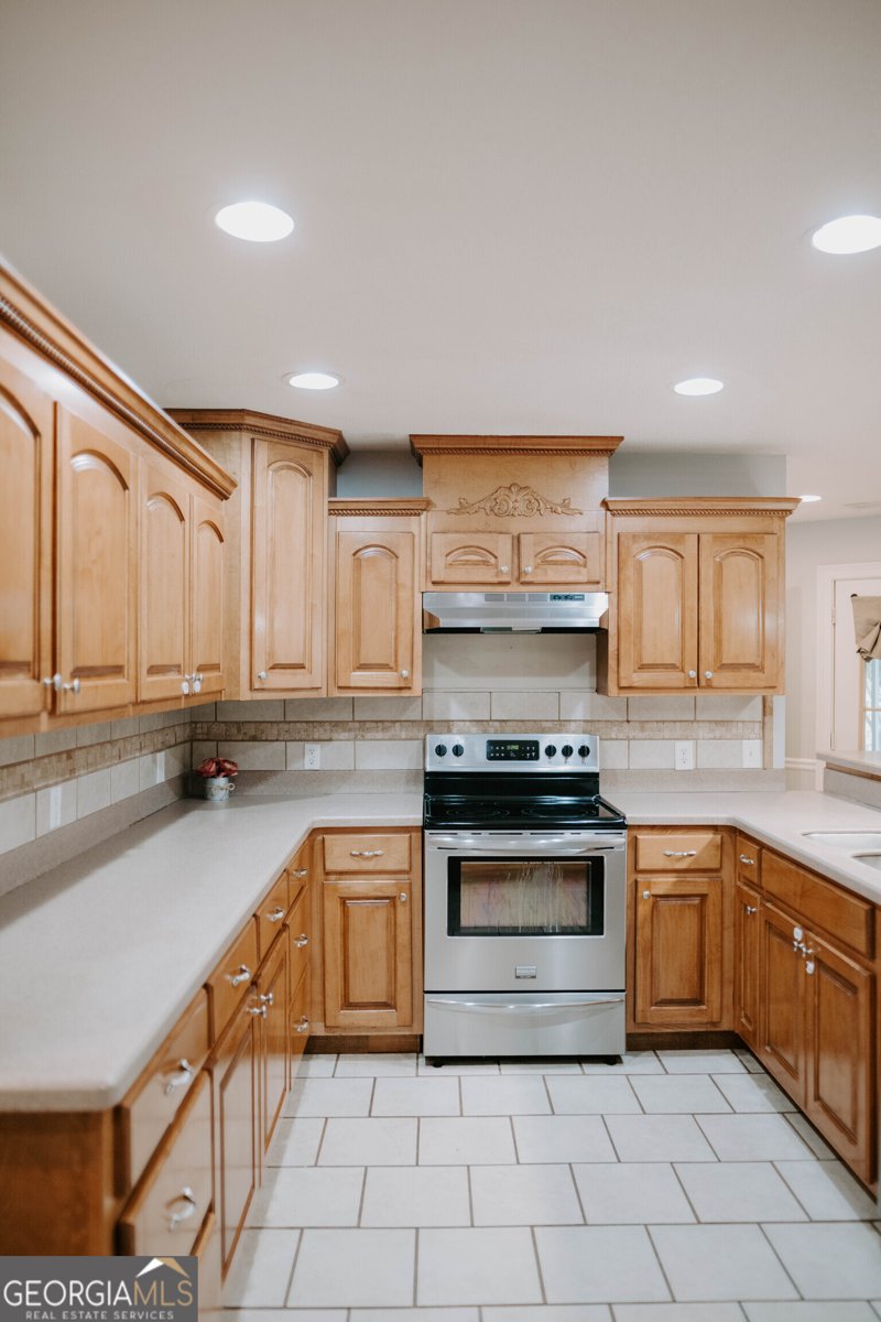 405 Candler Road Williamson - 19