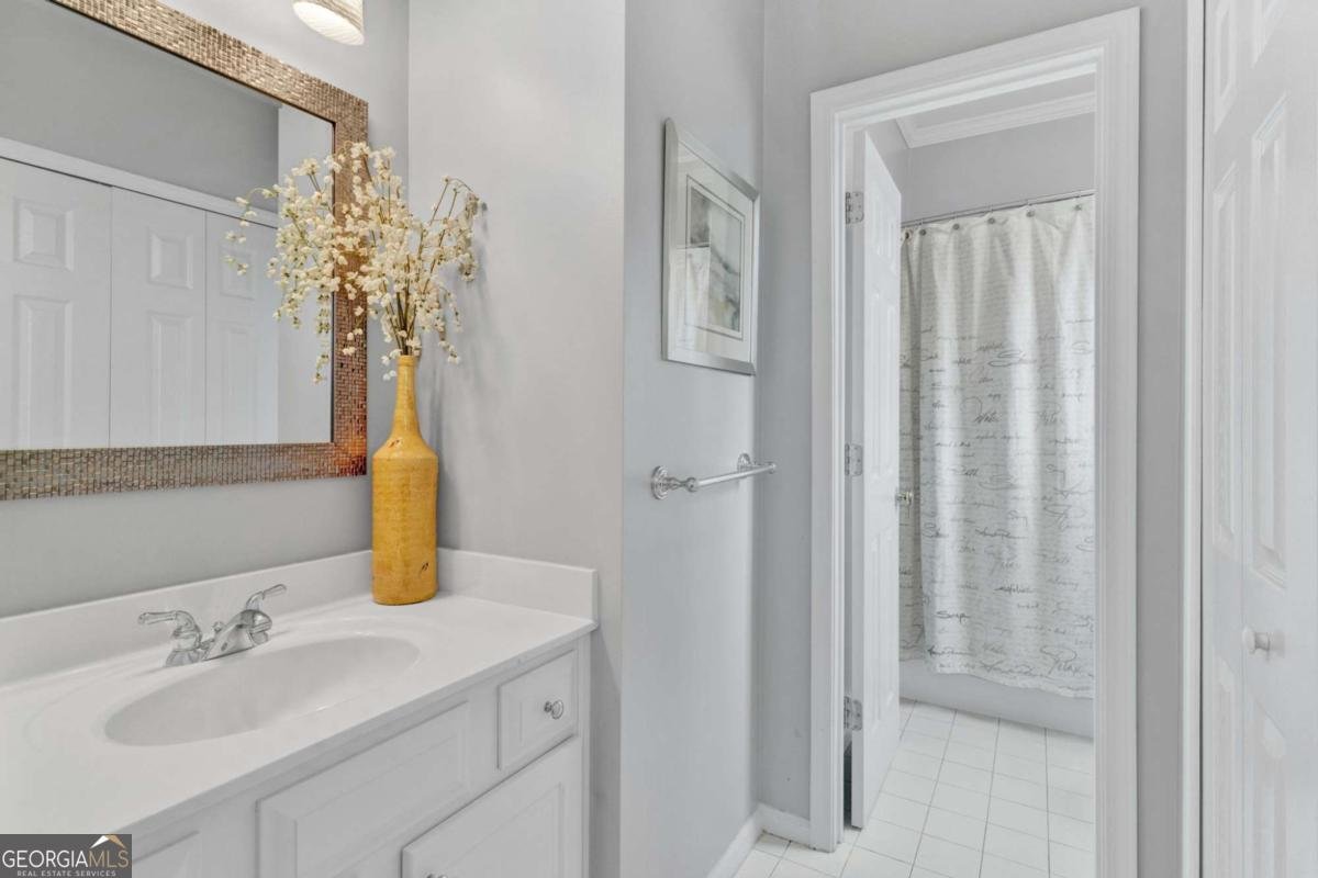 4676 Ivygate Circle Atlanta - 27