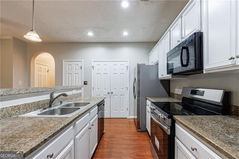 4844 Park Circle College Park - 11