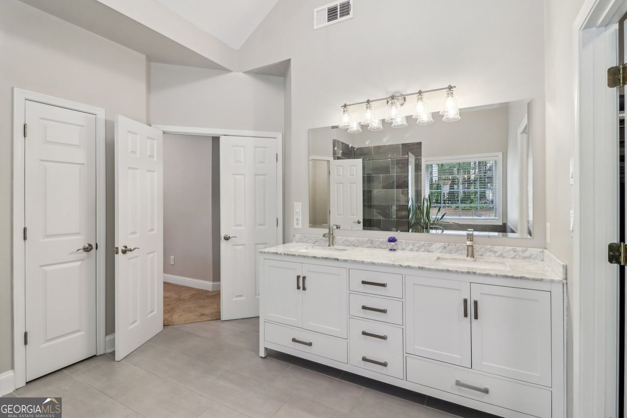 2305 HAWTHORNE Trace Monroe - 37