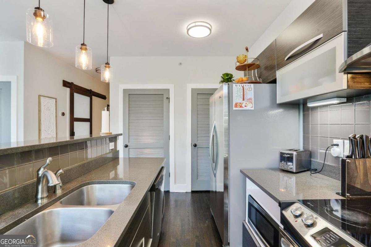 1300 Dekalb Avenue Atlanta - 9