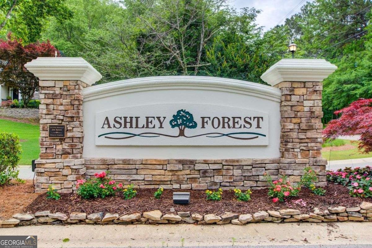 245 ASHLEY FOREST Drive Fayetteville - 2