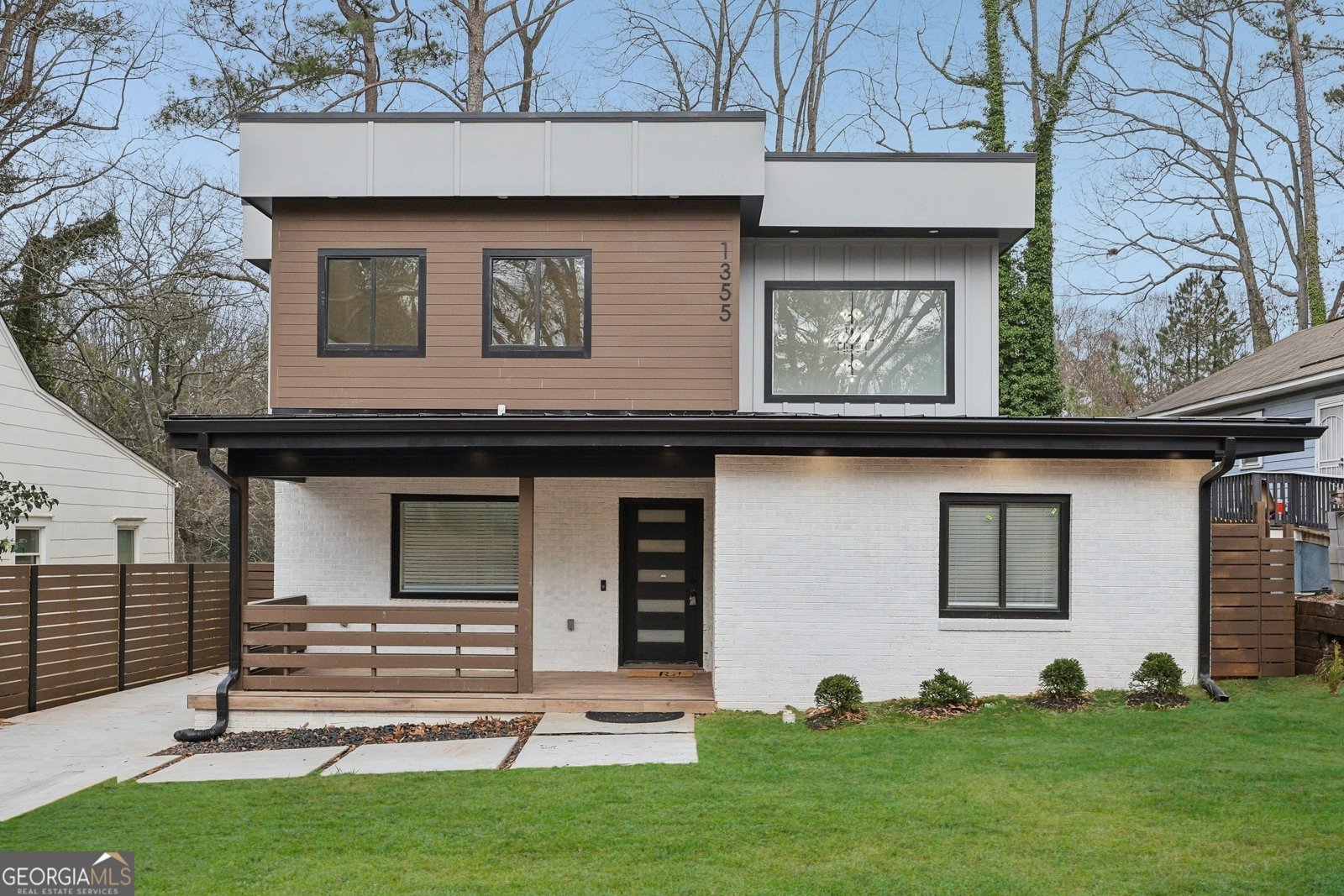1355 Lockwood Drive Atlanta - 1
