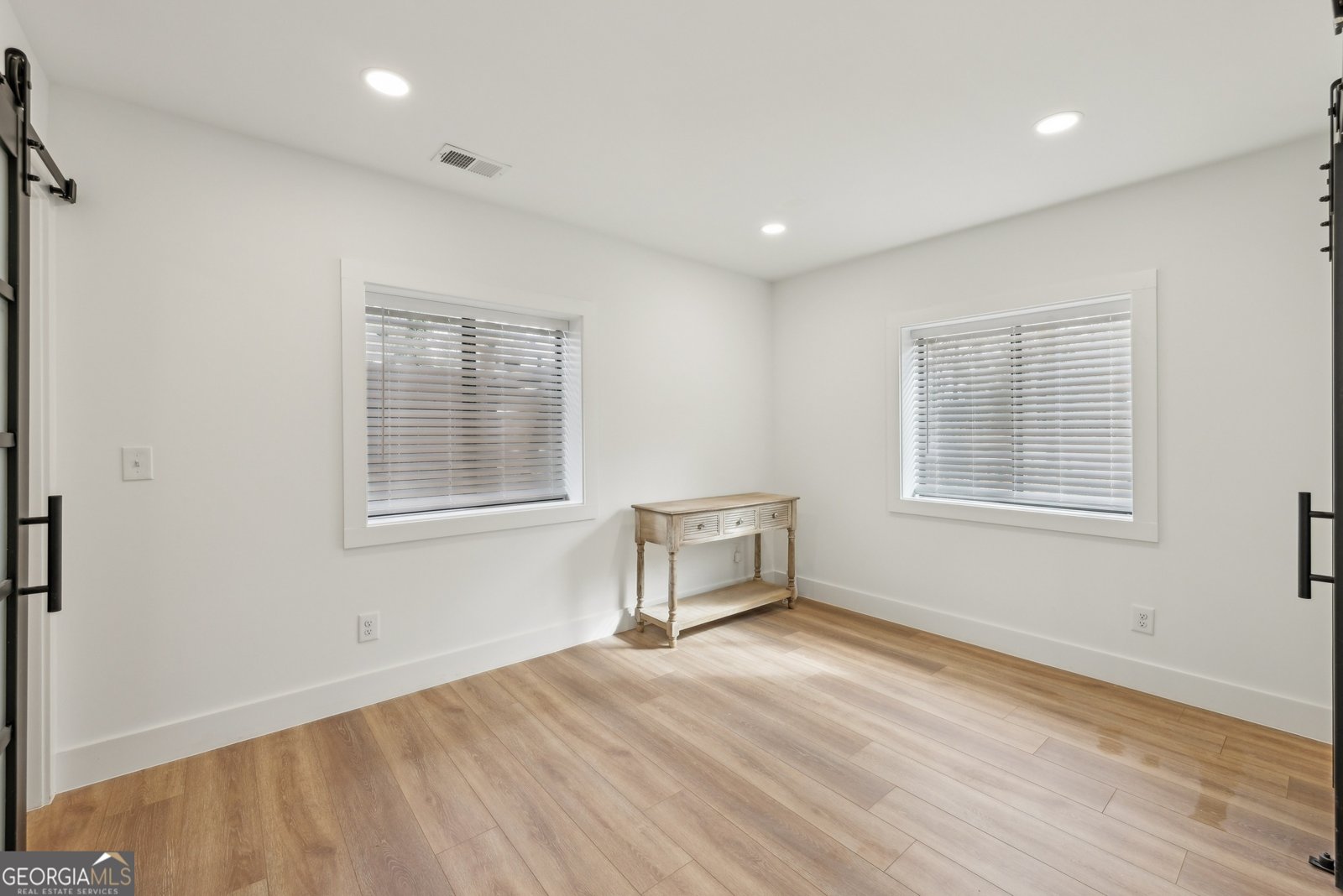 1355 Lockwood Drive Atlanta - 20