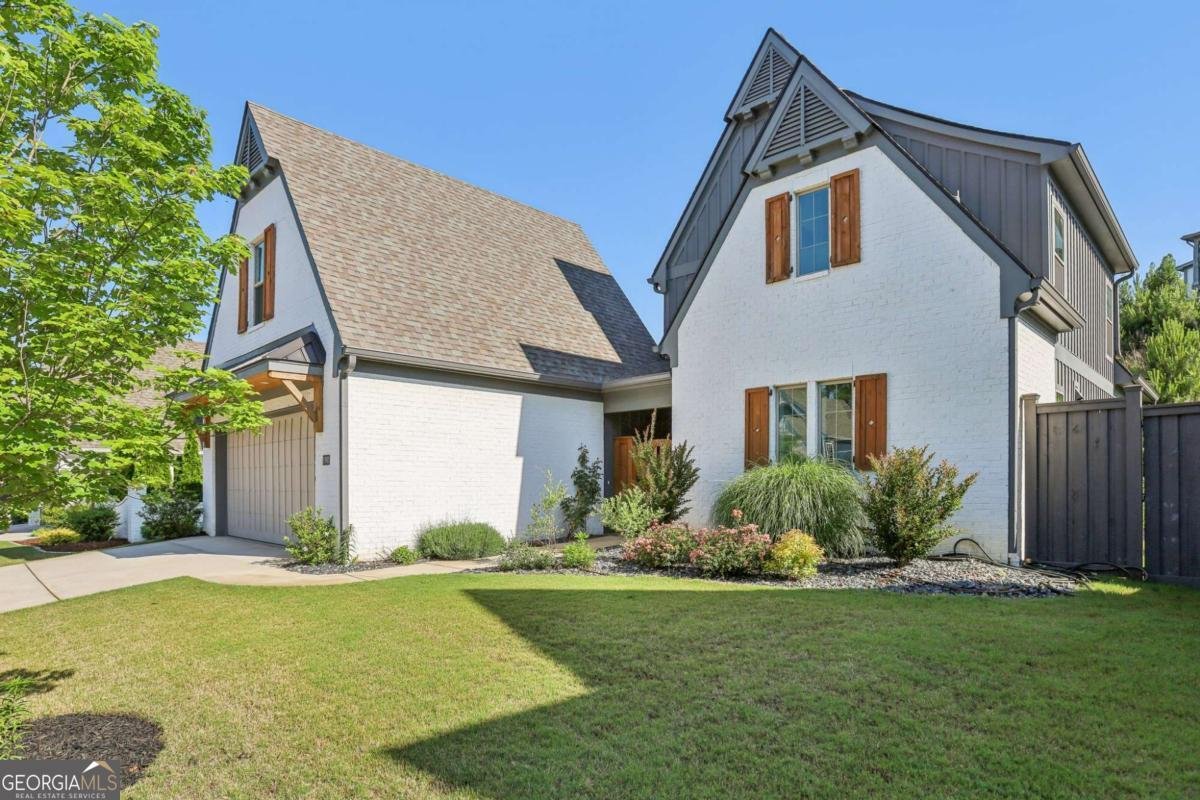 190 Arbor Garden Circle Newnan - 2