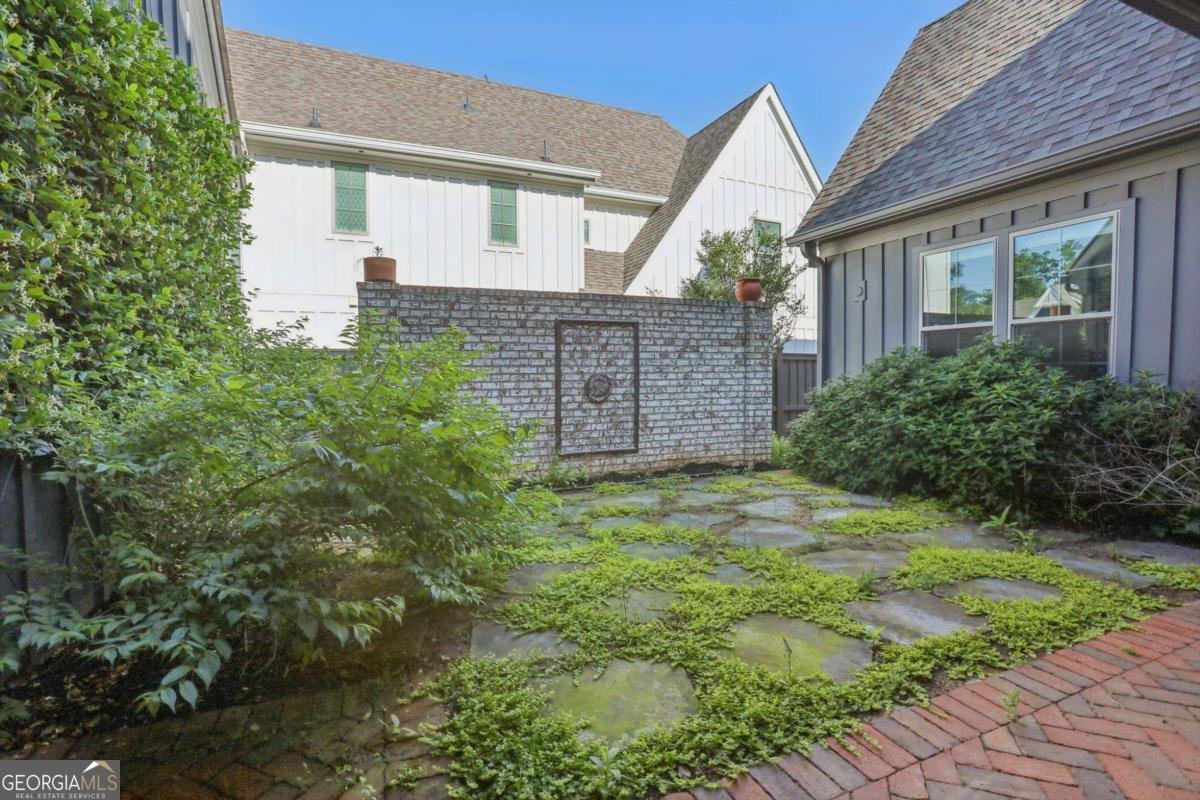 190 Arbor Garden Circle Newnan - 33