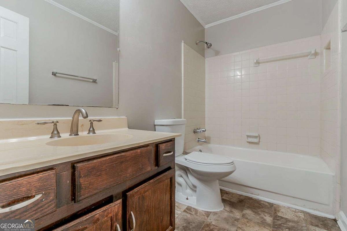 205 Fayette Drive Fayetteville - 27