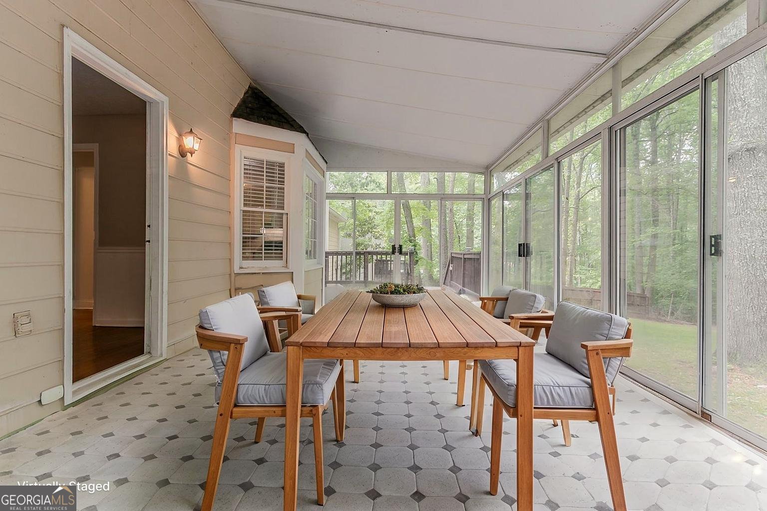 205 Fayette Drive Fayetteville - 31