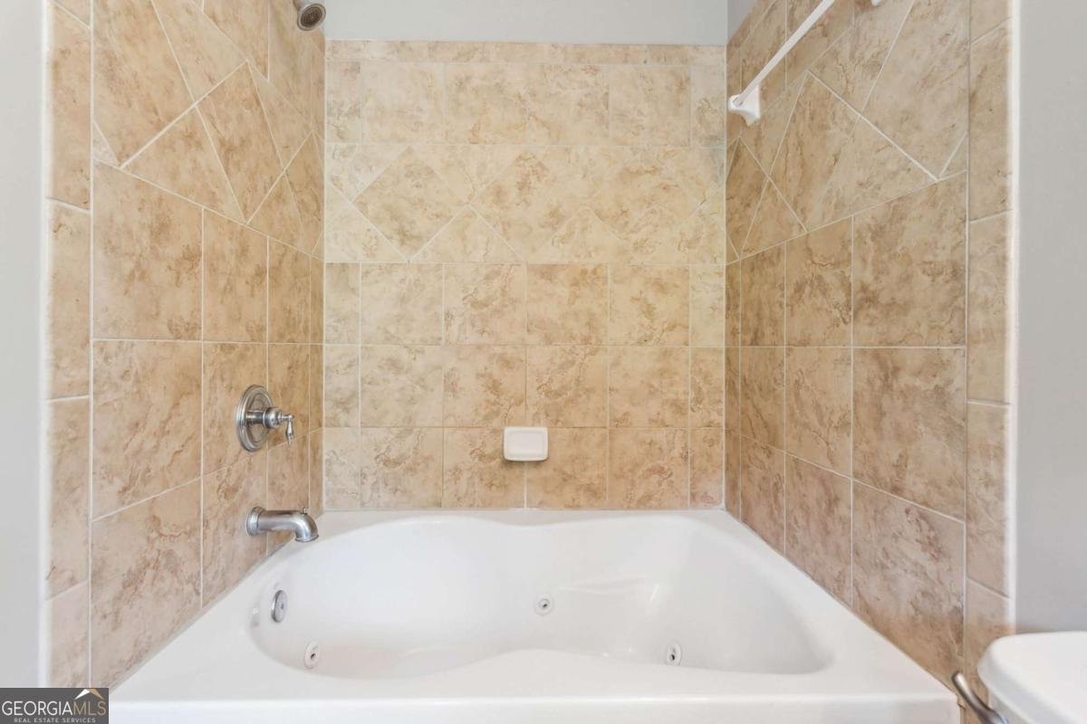 2252 Limehurst Drive Atlanta - 17