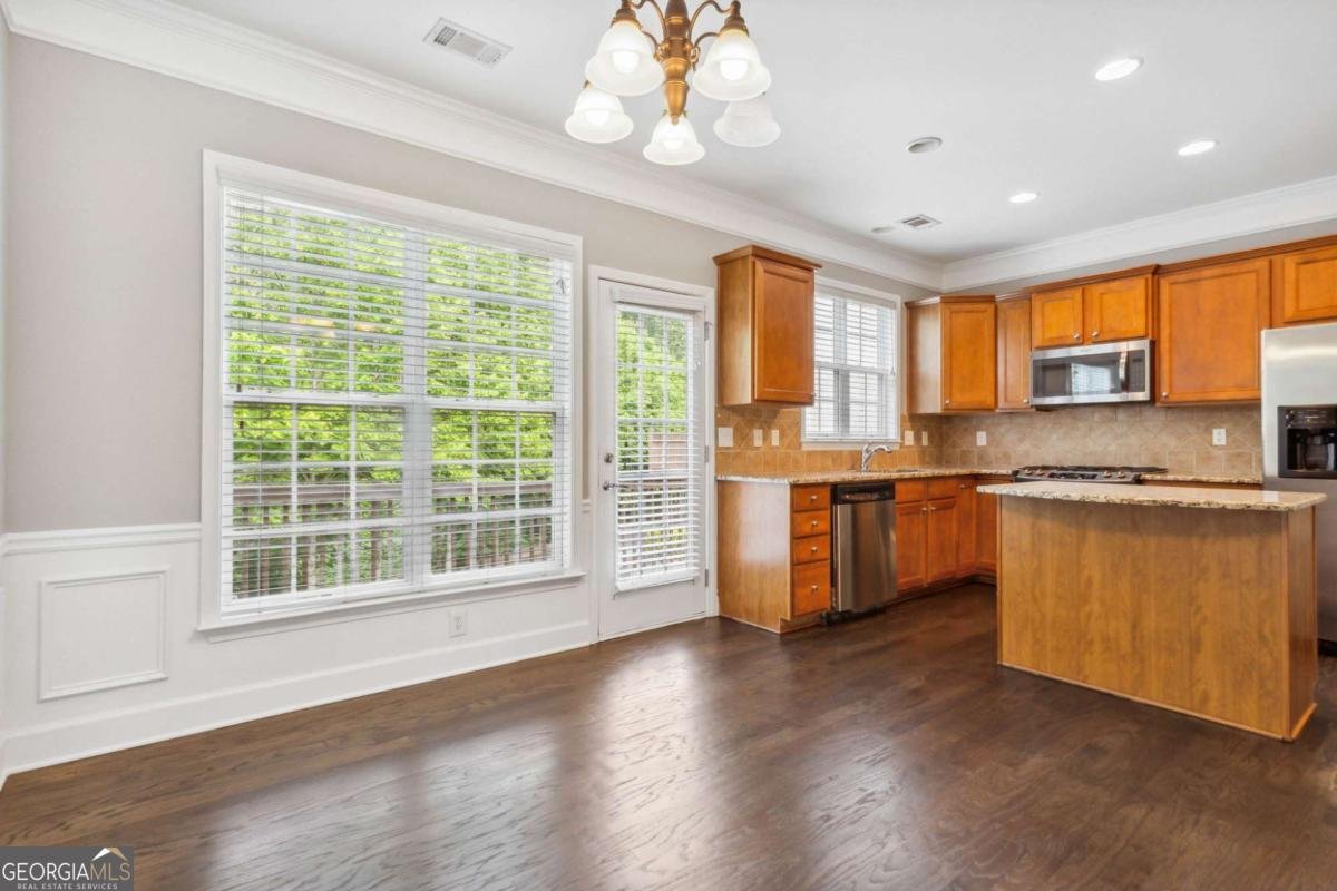 2252 Limehurst Drive Atlanta - 9