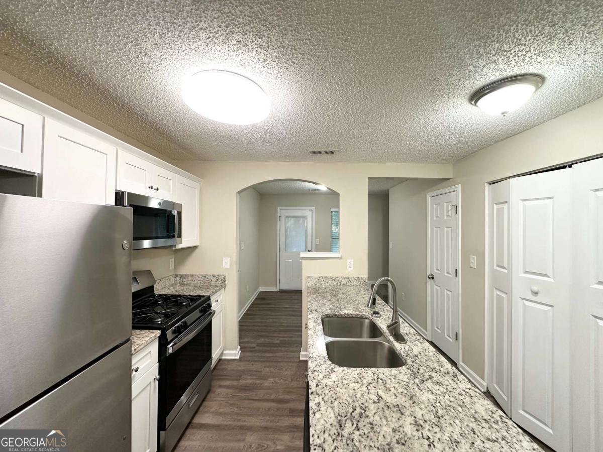 614 Tramore Court Stockbridge - 4