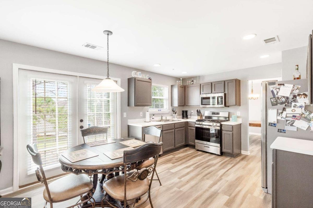 1194 Grandview Circle Powder Springs - 1