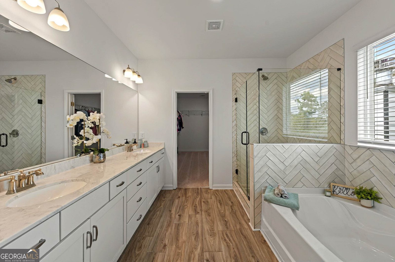 5350 Woodline View Circle Hoschton - 16