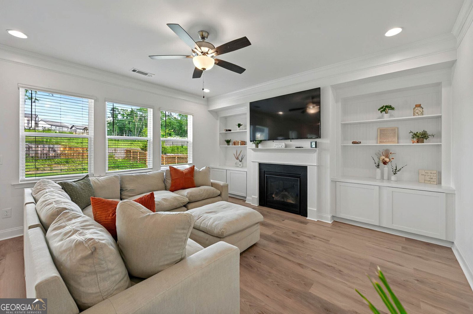 5350 Woodline View Circle Hoschton - 4